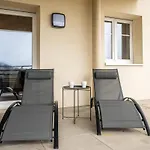 Le Belvedere Du Blanc Apartment